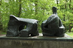 Henry Moore: Two-piece reclining figure II