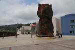 Guggenheim Museoa mit Jeff Koons Puppy